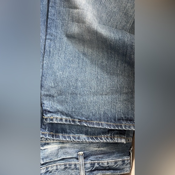 Brand new Levi’s 569 size W38 L32 - Picture 3 of 3